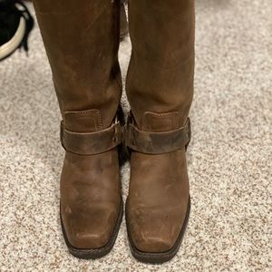 Gently used FRYE boots